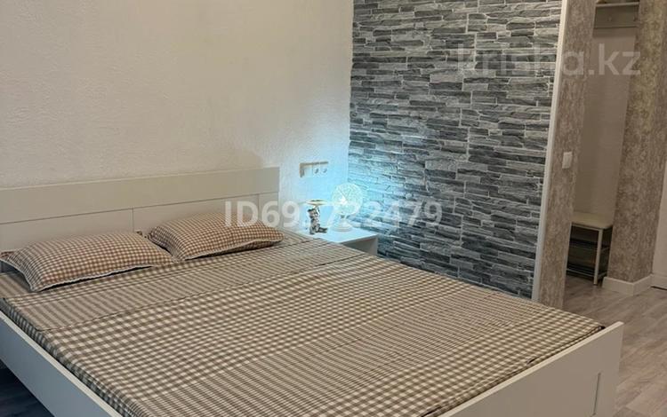 1-комнатная квартира · 33 м² · 8/10 этаж, 11-й мкр 7 за 8 000 ₸ в Актау — фото 22