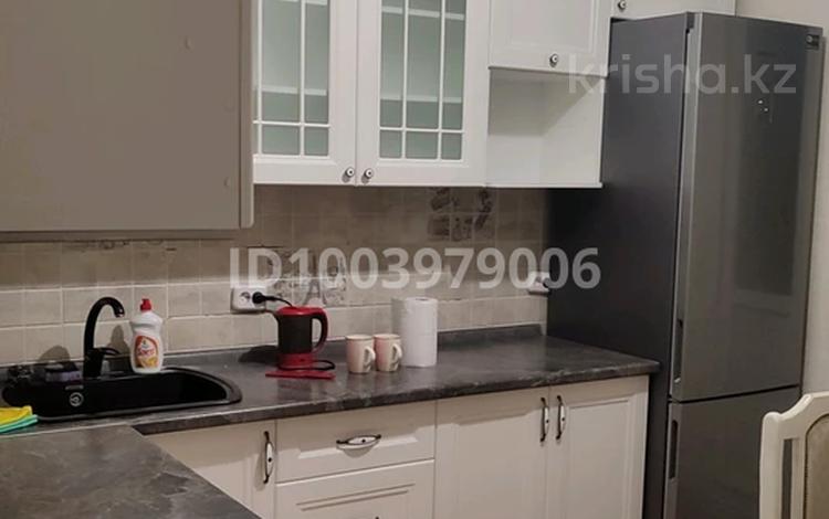 1-комнатная квартира · 38 м² · 15/17 этаж, мкр Юго-Восток, Мкр Юго-Восток Момышұлы 24 за 12 000 ₸ в Караганде, Казыбек би р-н — фото 31