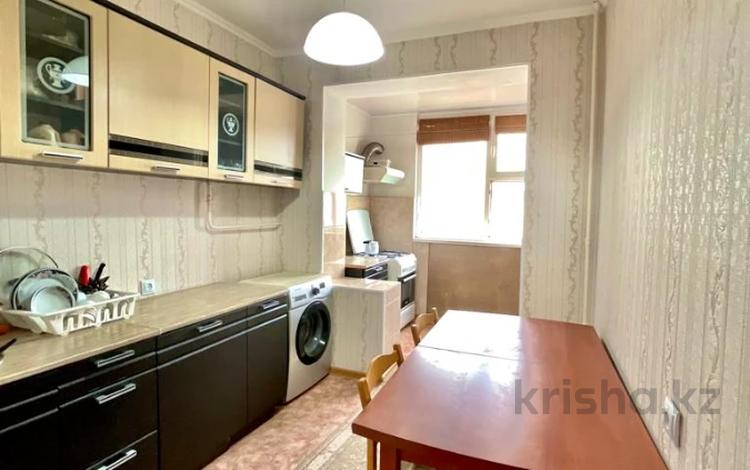 3-бөлмелі пәтер, 71 м², 4/5 қабат, 11-й мкр 15, бағасы: 17.5 млн 〒 в Актау, 11-й мкр — фото 2