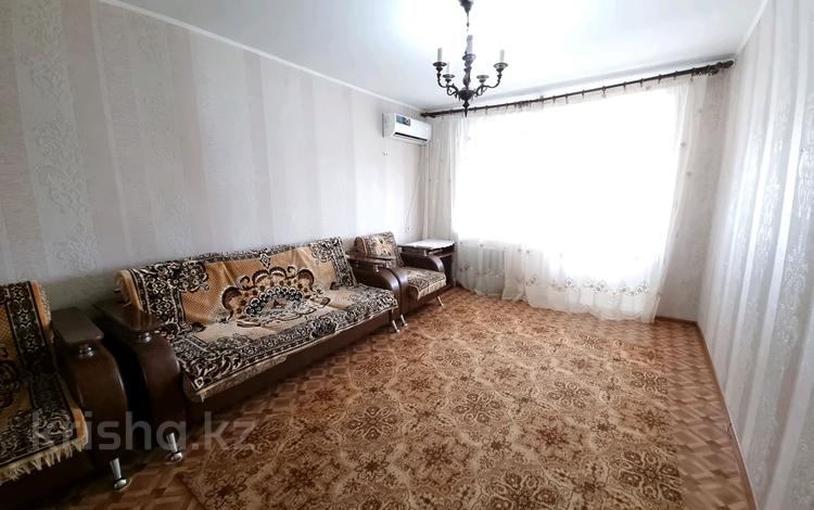 1-комнатная квартира, 40 м², 8/9 этаж помесячно, Курмангазы 108