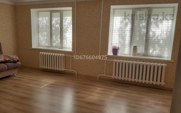 3-комнатная квартира, 76 м², 1/10 этаж, Бекхожина 9 за 36 млн 〒 в Павлодаре — фото 2