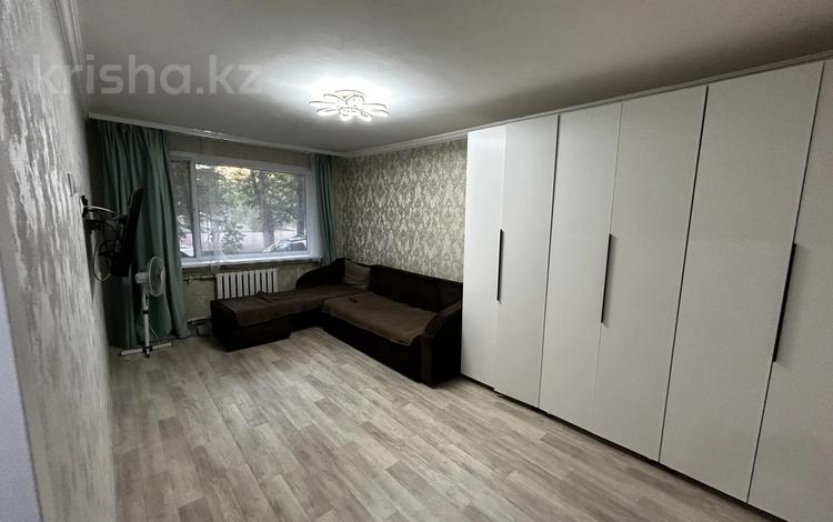 2-комнатная квартира · 47 м² · 1/5 этаж, мкр Юго-Восток, Республики за 16.5 млн ₸ в Караганде, Казыбек би р-н — фото 2