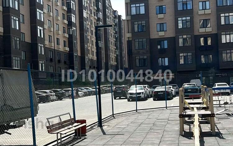 3-комнатная квартира · 98 м² · 4/9 этаж, мкр Нурсая, Тоумуш Жумагалиев 10 — Сарайшык за 47.5 млн ₸ в Атырау — фото 2