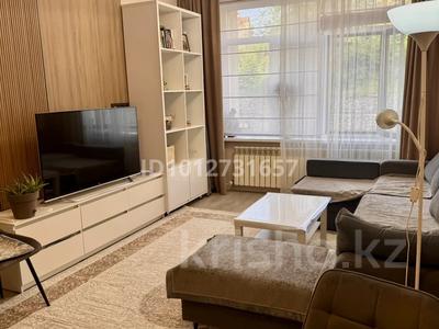 2-бөлмелі пәтер · 65 м² · 1/4 қабат, Омарова, бағасы: 69 млн ₸ в Алматы, Медеуский р-н