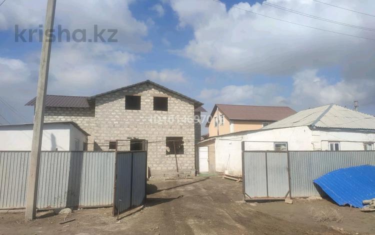 Отдельный дом · 4 комнаты · 120 м² · 8 сот., мкр Акжайык, Озен 137 за 14 млн ₸ в Атырау — фото 2