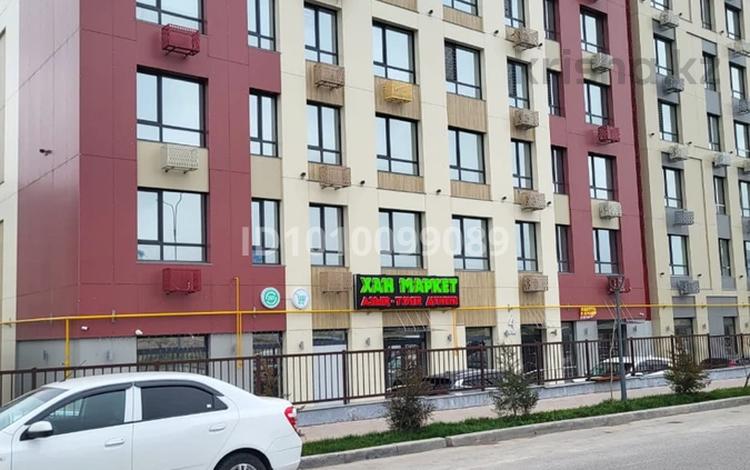 Офисы, магазины и бутики, салоны красоты, медцентры и аптеки, образование, кабинеты и рабочие места, студии · 100 м² за 550 000 〒 в Шымкенте, Каратауский р-н — фото 2