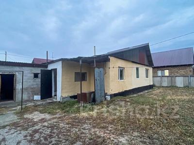 Отдельный дом · 2 комнаты · 49.7 м² · 6 сот., Сенгирбаева 26 за 10 млн ₸ в Талдыкоргане