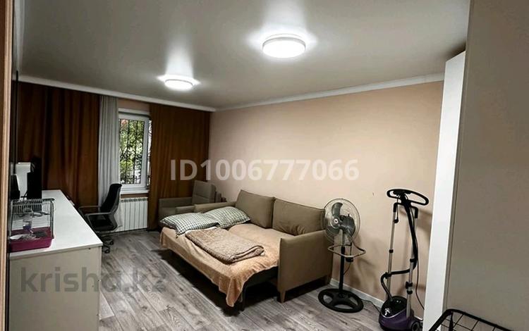 1-бөлмелі пәтер · 31 м² · 1/5 қабат, Гагарина — Кафе Шафран, бағасы: 210 000 ₸ в  — фото 2