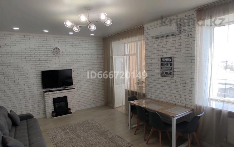 2-комнатная квартира, 40 м² посуточно, Камзина 41/1 за 16 000 〒 в Павлодаре — фото 15