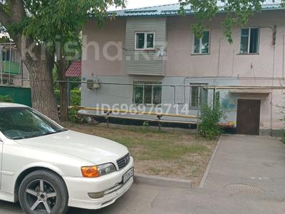 Пәтерлер в Алматы: 2-бөлмелі пәтер · 36 м² · 2/2 қабат, мкр Самгау, жайлы 12/5 — Рыскулова-Петрова, бағасы: 20 млн 〒 2-бөлмелі пәтер · 36 м² · 2/2 қабат, мкр Самгау, жайлы 12/5 — Рыскулова-Петрова, бағасы: 20 млн 〒 в Алматы, Алатауский р-н