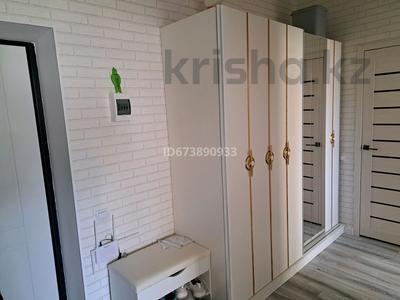 1-комнатная квартира · 47.3 м² · 1/5 этаж, мкр. Алтын орда, Батыс-2 356 — ШКОЛА рядом новая за 20 млн ₸ в Актобе