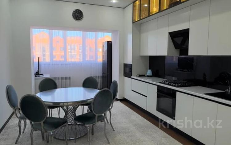 3-комнатная квартира · 111 м² · 4/5 этаж, мкр. Алтын орда, Саздинское лесничество 228/3 — Газиза за 45 млн ₸ в Актобе — фото 2