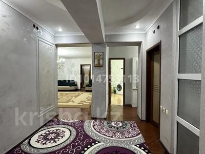 3-комнатная квартира · 105 м² · 2/5 этаж, мкр Нурсат, Байтерекова 237 — Находится напротив Ресторана Premier возле аллеи за 25 000 ₸ в Шымкенте, Каратауский р-н