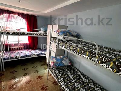 1 комната · 20 м² · 1 этаж, Виноградная 211 — Саина Жандосова за 35 000 〒 в Алматы, Медеуский р-н