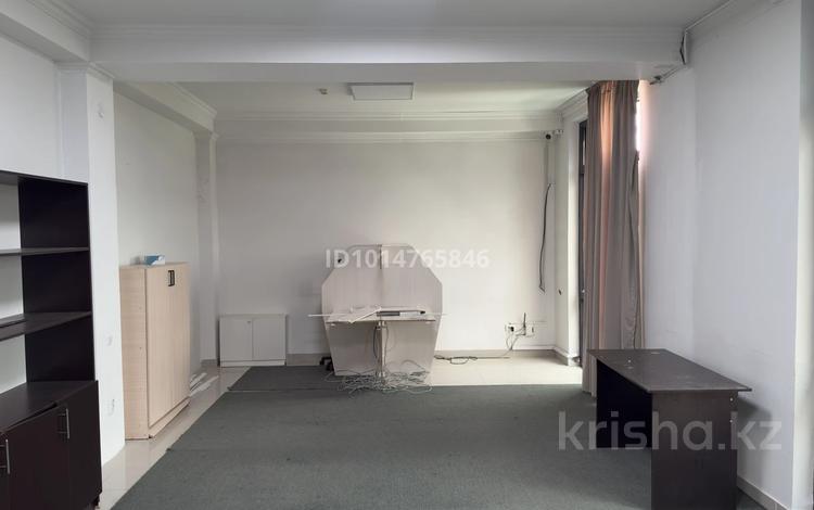 Офисы · 45 м² за 270 000 ₸ в Шымкенте — фото 2