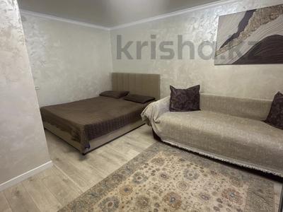 1-бөлмелі пәтер · 33.5 м² · 4/5 қабат, Гоголя 51/2 кв 50, бағасы: 14 000 ₸ в Караганде, Казыбек би р-н