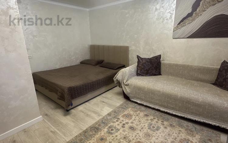 1-комнатная квартира · 33.5 м² · 4/5 этаж, Гоголя 51/2 кв 50 за 14 000 ₸ в Караганде, Казыбек би р-н — фото 2
