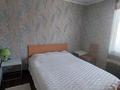 2-комнатная квартира, 46 м², 3/5 этаж помесячно, 7 мкр за 150 000 〒 в Темиртау — фото 8