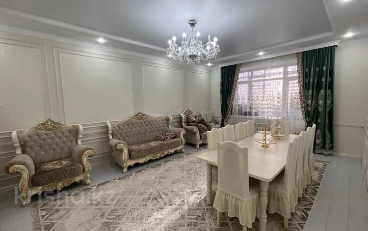 4-комнатная квартира, 147.7 м², 1/5 этаж, Алтын орда за 63 млн 〒 в Актобе — фото 4