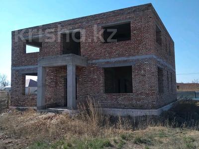 Отдельный дом · 7 комнат · 300 м² · 10 сот., Б.Майлина 17 за 18 млн ₸ в Акмоле