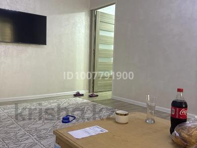 2-комнатная квартира · 60 м² · 3/3 этаж, 1мкр 48дом 48 за 15 млн 〒 в Туркестане