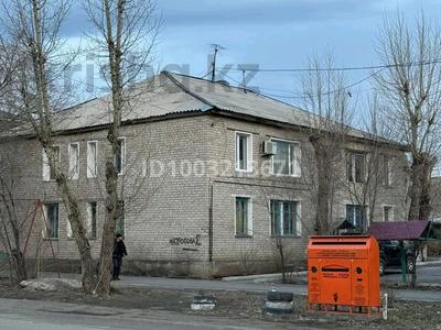 Пәтерлер в Павлодарской обл.: 2-бөлмелі пәтер · 50 м² · 1/2 қабат, Матросова 12 — Народный банк, бағасы: 130 000 〒 2-бөлмелі пәтер · 50 м² · 1/2 қабат, Матросова 12 — Народный банк, бағасы: 130 000 〒 в Экибастузе