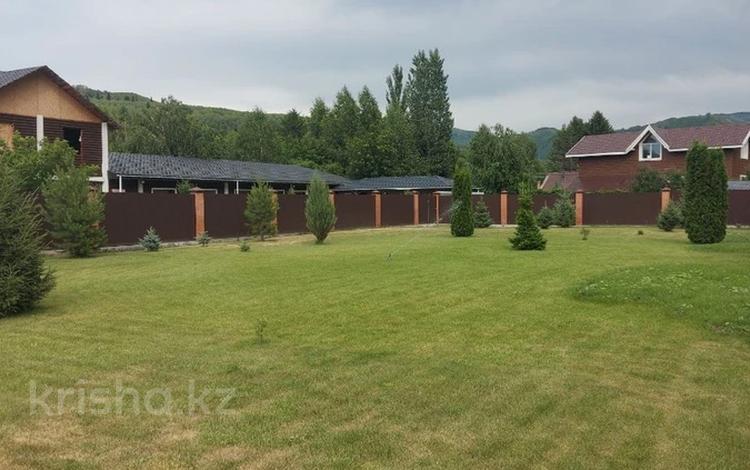 Отдельный дом · 7 комнат · 215.5 м² · 23 сот., Шоссейная 7 за 135 млн ₸ в Горной Ульбинке — фото 14