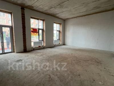 Свободное назначение, офисы, магазины и бутики, склады, общепит, салоны красоты, бани, гостиницы и зоны отдыха, медцентры и аптеки, образование, развлечения · 139 м² за 124 млн 〒 в Астане, Нура р-н