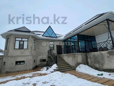 Отдельный дом · 6 комнат · 400 м² · 8 сот., мкр Улы Дала 214 — 69 школы за 80 млн ₸ в Таразе