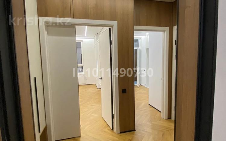 1-комнатная квартира · 41 м² · 3 этаж, ул. Е-899 5/3 за 280 000 ₸ в Астане, Есильский р-н — фото 2