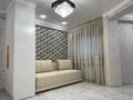 1-комнатная квартира · 48.3 м² · 20/24 этаж, Бауржанамомушылы 26 за 22.5 млн ₸ в Караганде, Казыбек би р-н — фото 2