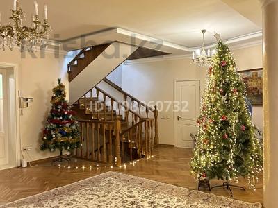 Дом · 6 комнат · 350 м², Касым аманжолова 107а за 200 000 〒 в Алматы