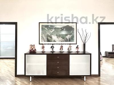 5-комнатная квартира · 220 м² · 3/7 этаж, Панфилова 113 — Гоголя за 1.2 млн 〒 в Алматы, Алмалинский р-н