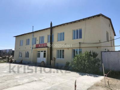 Бани, гостиницы и зоны отдыха, медцентры и аптеки · 480 м² за 98 млн ₸ в Актобе, жилой массив Заречный-1