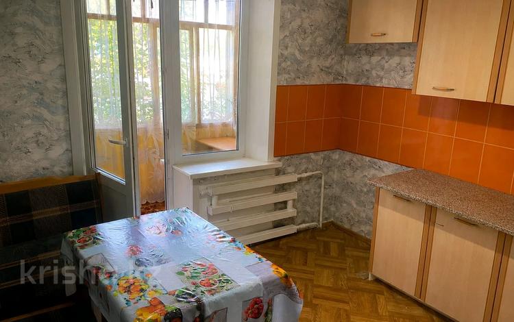 1-комнатная квартира · 30 м², Болатпаева — 19 микрорайоне за 90 000 ₸ в Петропавловске — фото 8