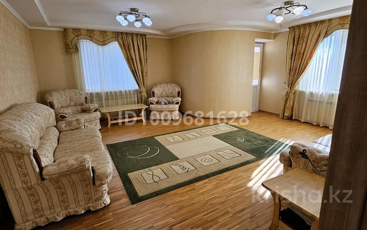 6-бөлмелі пәтер · 125 м² · 4/5 қабат, Абулхаир хана 25 — Двд, сш 23,детский сад,поликлиника 1., бағасы: 51 млн ₸ в  — фото 4