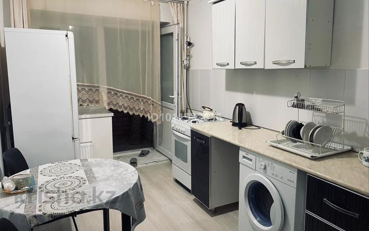 1-комнатная квартира · 50 м² · 2/9 этаж, Мкр. Нурсая 117 за 120 000 ₸ в Атырау, мкр Авангард-2 — фото 2
