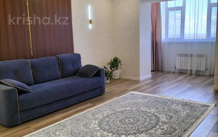 2-бөлмелі пәтер, 90 м², 10/10 қабат, Алтын орда 19М, бағасы: 20.5 млн 〒 в Актобе — фото 2