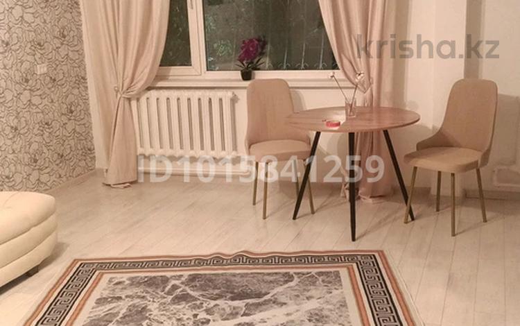 1-бөлмелі пәтер · 32 м² · 1/5 қабат, Ауэзова 27 — Новостройка. Цветы, Адал, бағасы: 11.7 млн ₸ в Семее — фото 6