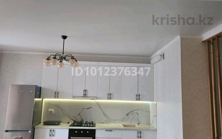 2-комнатная квартира · 56 м² · 9/10 этаж, мкр Шугыла, Мкр. Шугыла 340/35 за 250 000 ₸ в Алматы, Наурызбайский р-н — фото 2