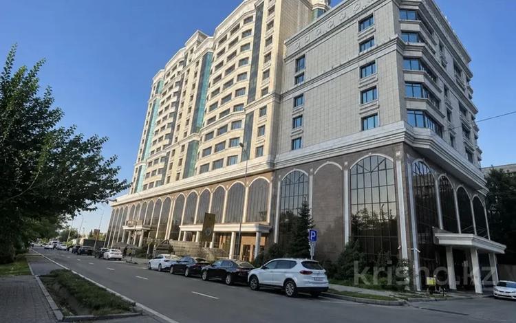 5-бөлмелі пәтер · 220 м² · 17/18 қабат, Назарбаева 223, бағасы: 260 млн ₸ в Алматы, Бостандыкский р-н — фото 2