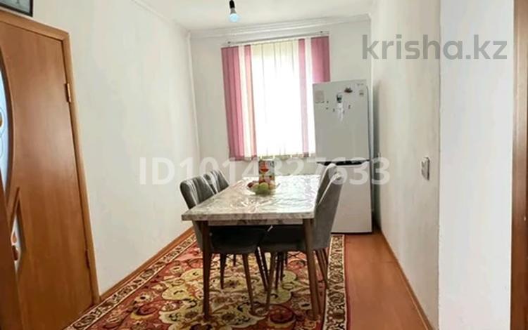 Жеке үй · 4 бөлме · 60 м² · 5.7 жүзд., Мкр.Арай ул.Алпамыс 36, бағасы: 15 млн ₸ в  — фото 2