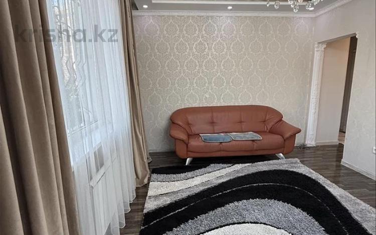 2-комнатная квартира · 55 м² · 2/14 этаж, 1-я улица за 37.5 млн ₸ в Алматы, Алатауский р-н — фото 2