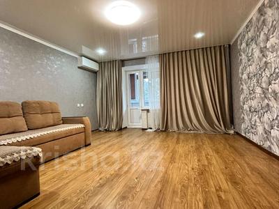 3-комнатная квартира · 70 м² · 2/5 этаж, Пр-т Назарбаева 160 — Пединститут за 180 000 ₸ в Уральске