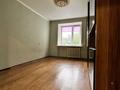3-комнатная квартира · 70 м² · 2/5 этаж, Пр-т Назарбаева 160 — Пединститут за 180 000 ₸ в Уральске — фото 3