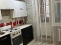 1-комнатная квартира · 46 м² · 2/5 этаж, мкр Кунаева 26 за 130 000 〒 в Уральске — фото 10