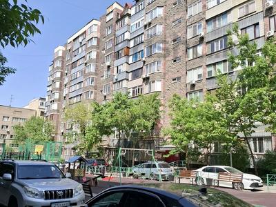 2-комнатная квартира · 60 м² · 10/10 этаж, мкр Жетысу-4, мкр Жетысу-4. Абая Момышулы. за 32 млн ₸ в Алматы, Ауэзовский р-н