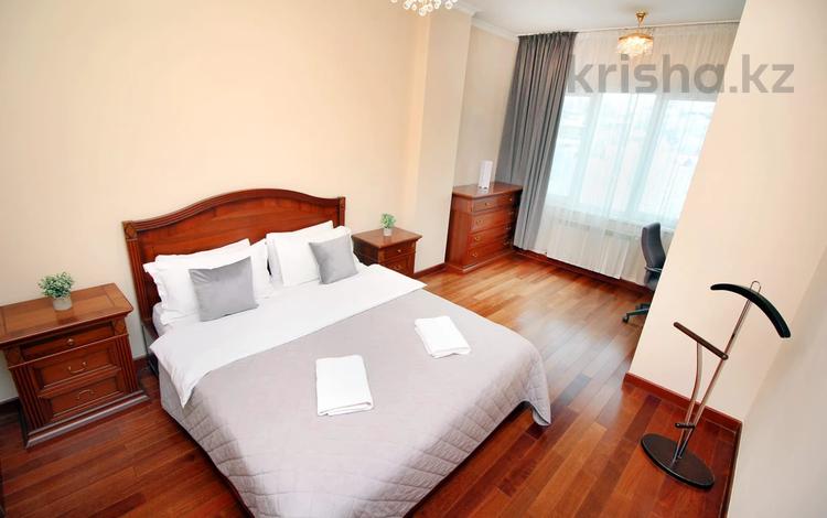 2-комнатная квартира · 80 м² · 7/14 этаж, Достык 128 за 32 000 ₸ в Алматы, Медеуский р-н — фото 20