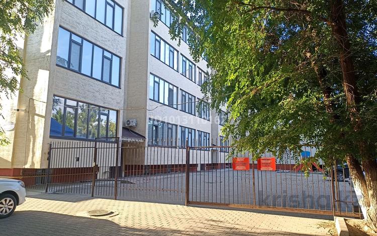 2-бөлмелі пәтер · 79 м² · 4/4 қабат, Ескалиева, бағасы: 32.5 млн ₸ в Уральске — фото 52