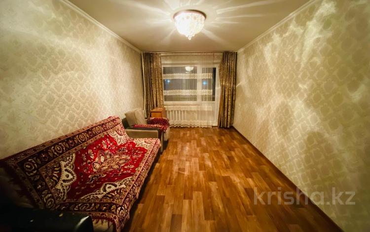 2-комнатная квартира · 52 м² · 3/9 этаж, Майкудук, 15й микрорайон 37 за 11.8 млн ₸ в Караганде, Алихана Бокейханова р-н — фото 9